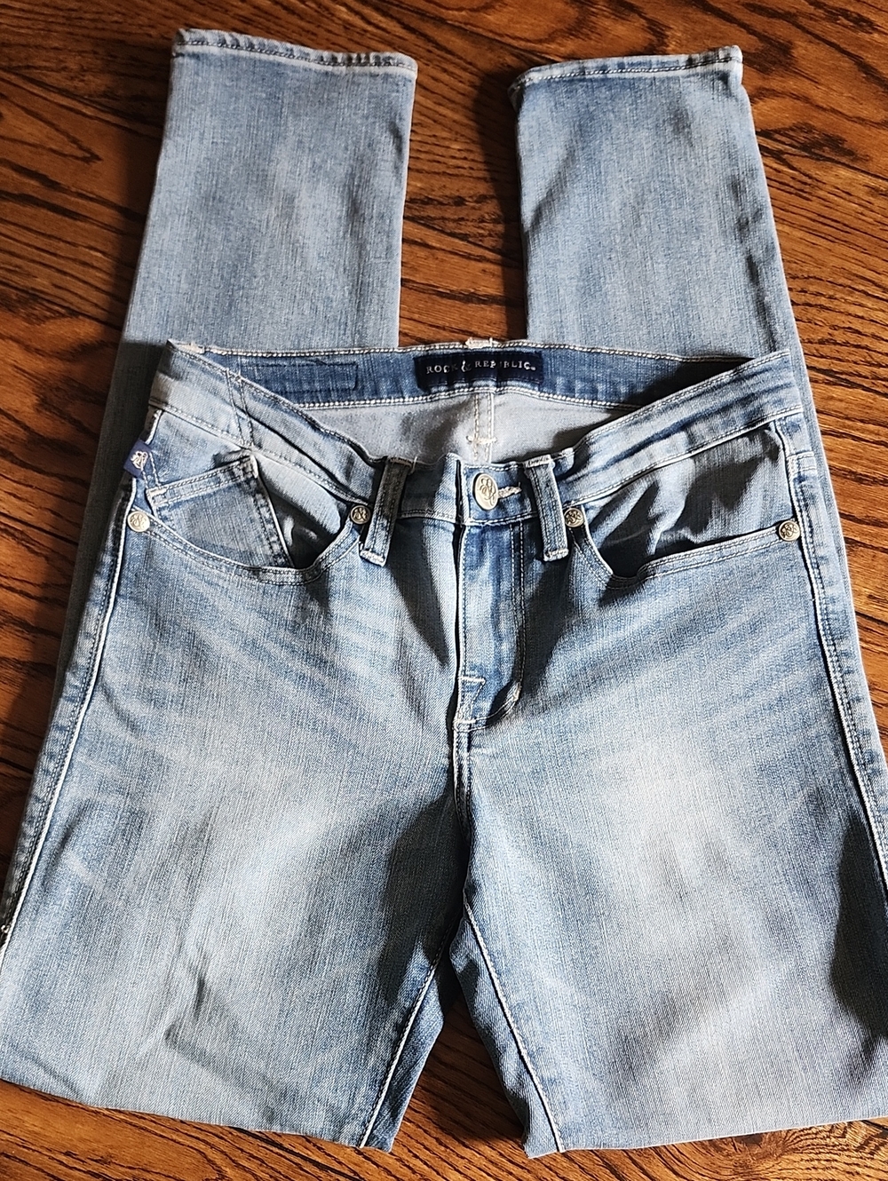 Rock & Republic Berlin Slim Jeans Women’s 6 Y2K Distressed Rhinestone Pocket